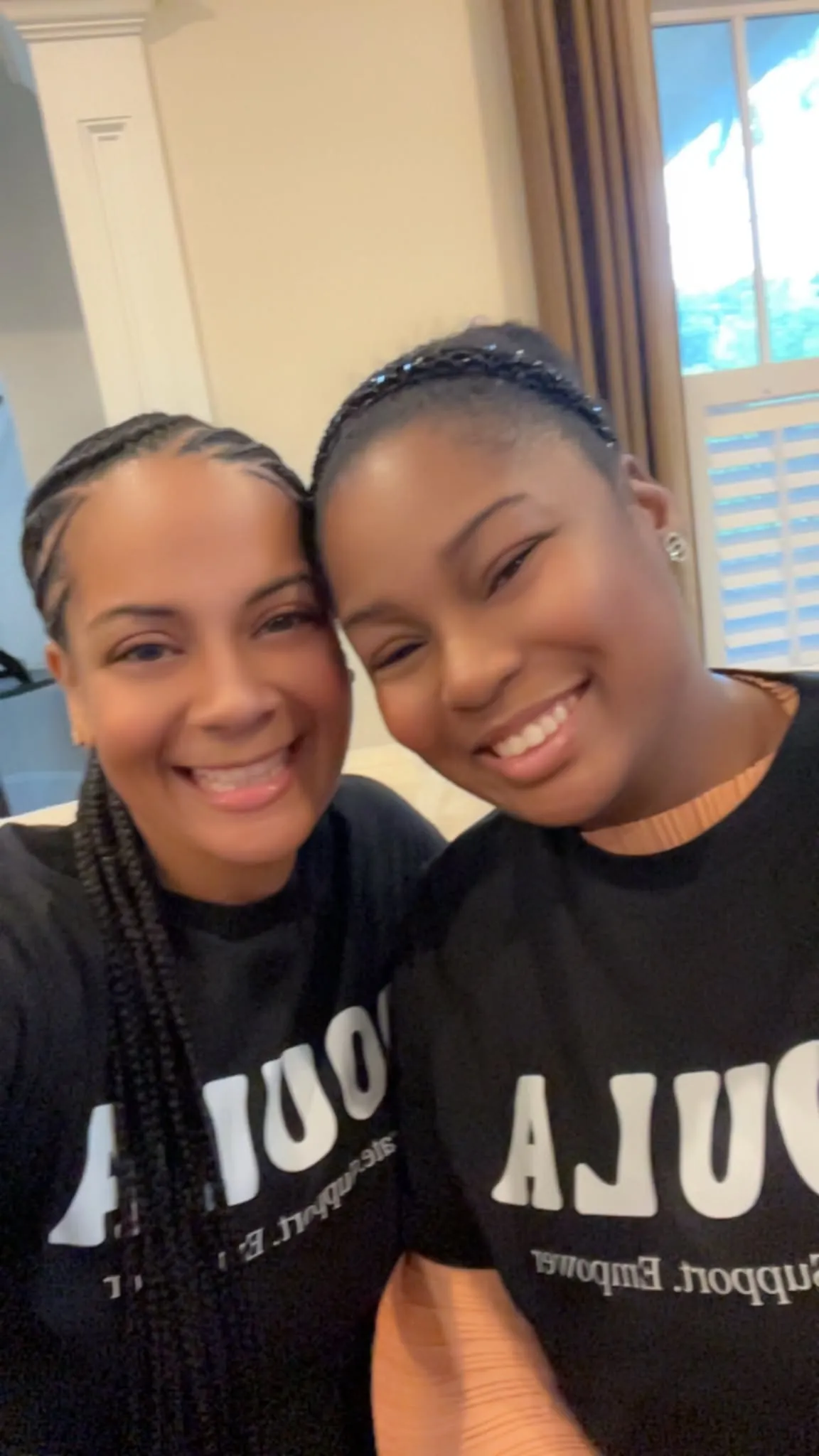 LaTesha with fellow doulas during training